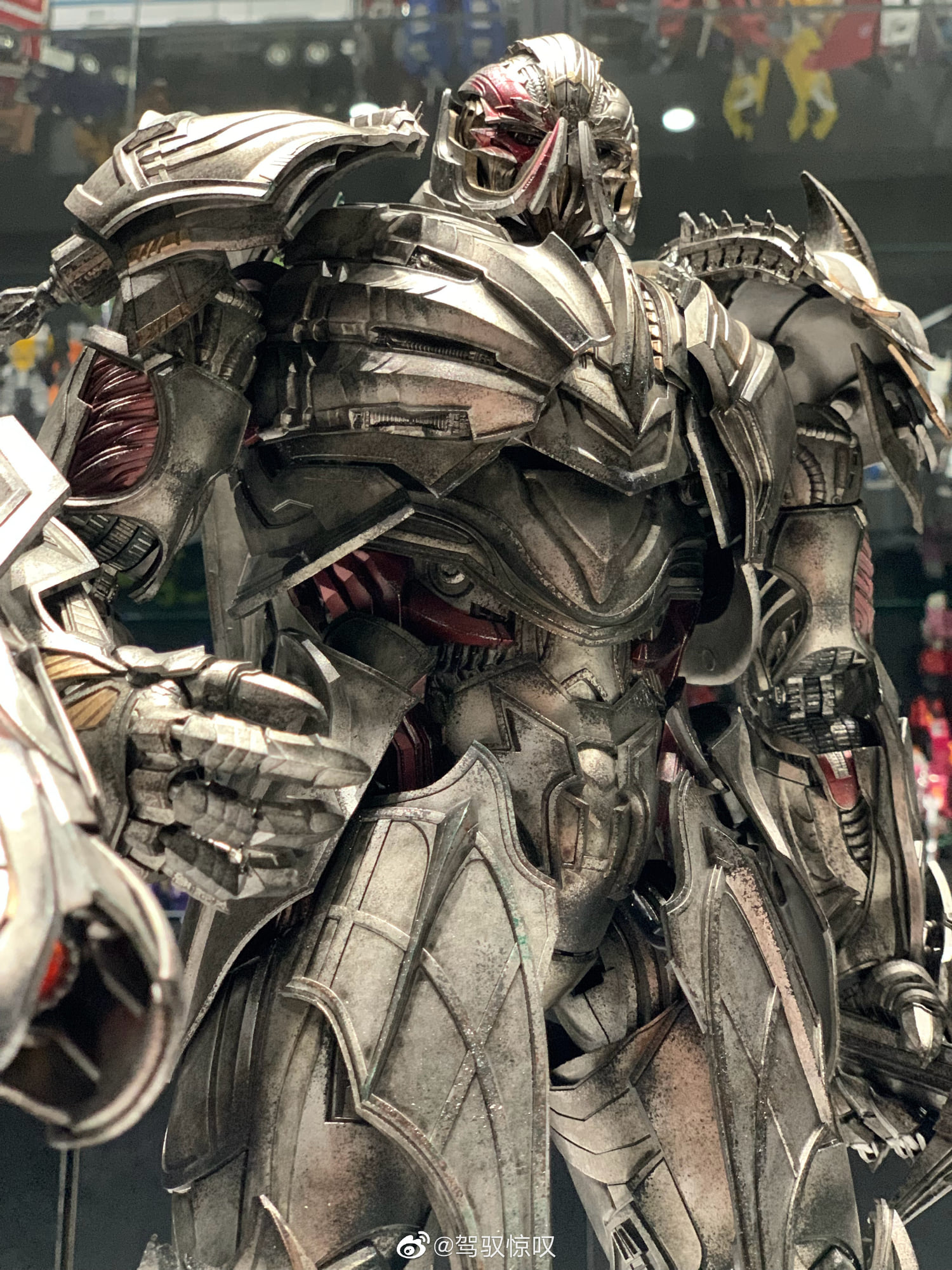 お歳暮･冬ギフト2024｜ギフト・贈り物はセブン Knight Last The Transformers threezero Megatron Images In-Hand SF・ファンタジー・ホラー